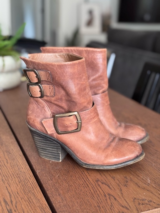 Lucky Brand Shoes - Lucky Brand Cognac Brown Leather Buckle Ankle Boots